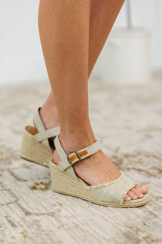 Arnold Natural Linen Wedges