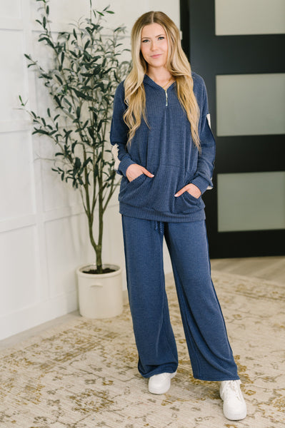 Certified Chiller Contrast Stripe Hoodie in Navy