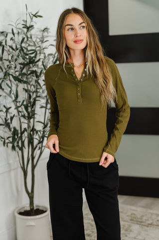 Effortless Edge Knit Henley Top in Camo Green