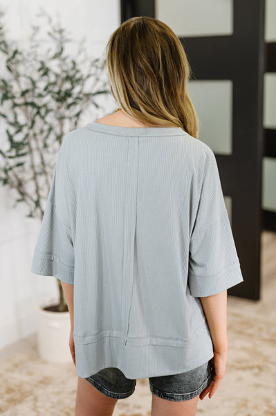 Stay On Top Relaxed Tee in Light Grey